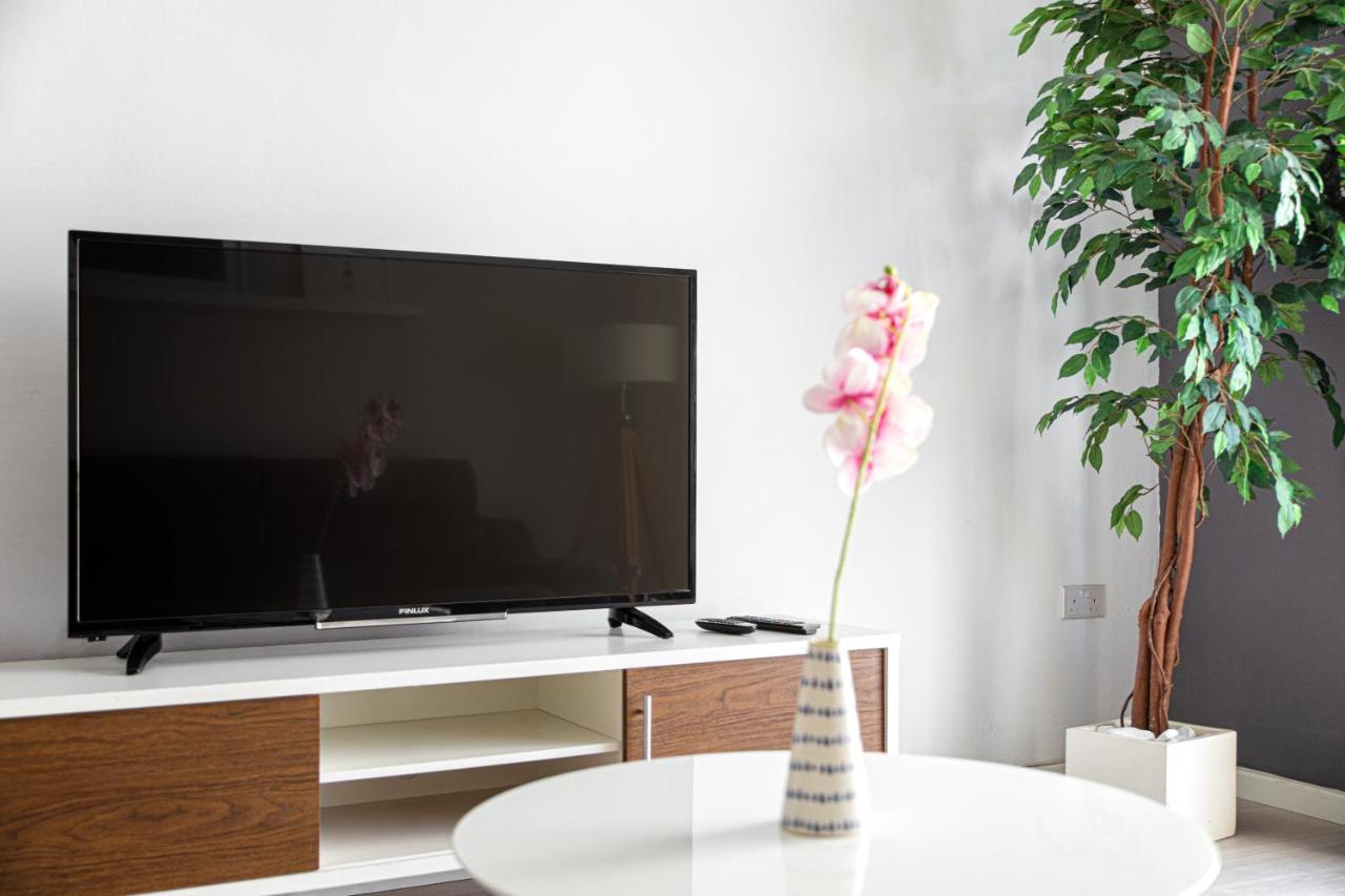 Saint Julian's Modern 3 Bedroom & 3 Bathroom Apartment - Near Balluta Bay מראה חיצוני תמונה
