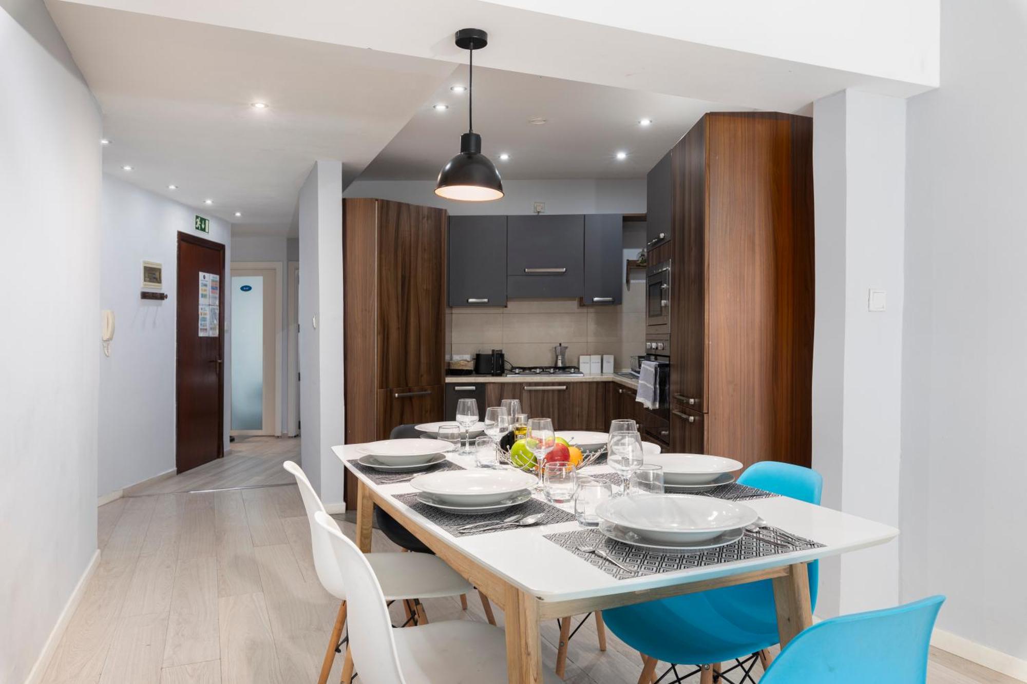 Saint Julian's Modern 3 Bedroom & 3 Bathroom Apartment - Near Balluta Bay מראה חיצוני תמונה